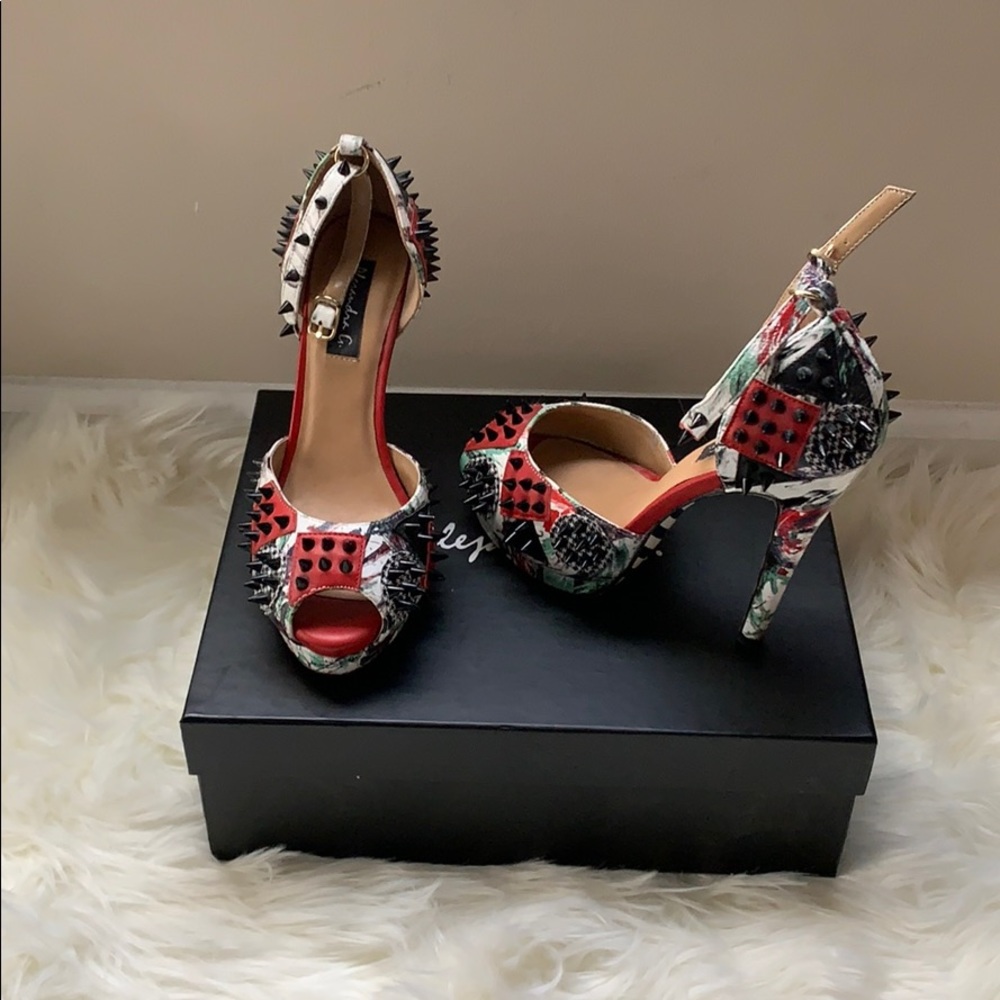 Alejandra G. Super high cute spike heels